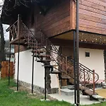 Lodge Pidkova *