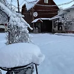 Pidkova Lodge *