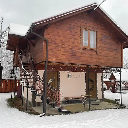 Pidkova Lodge *